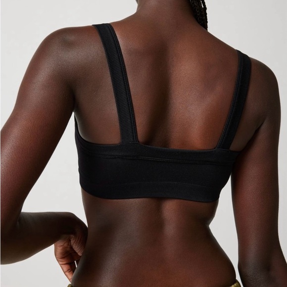 Urban Outfitters two sold out seamless bralettes - Picture 3 of 11